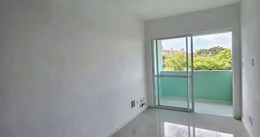 Apartamento com 2 quartos à venda na Avenida Brigadeiro Mário Epinghaus, Centro, Lauro de Freitas