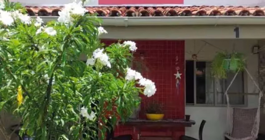 Casa com 3 quartos para alugar na Rua João Marques Oliveira, Buraquinho, Lauro de Freitas