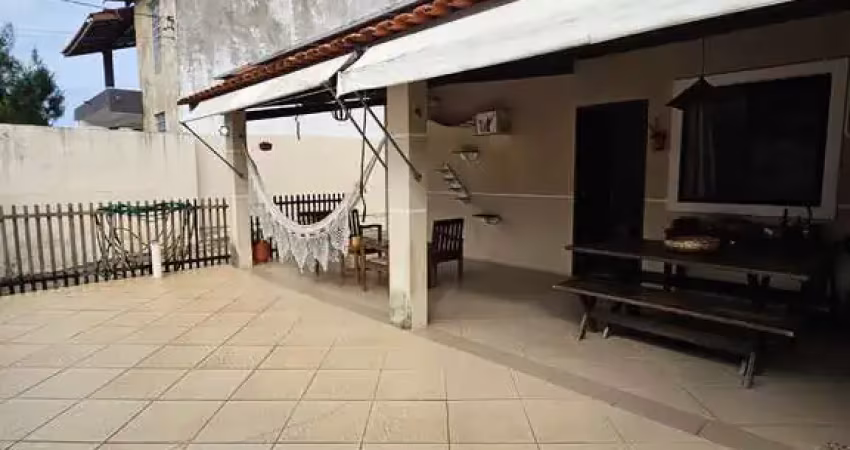 Casa com 2 quartos à venda na Avenida Professor Theócrito Batista, Caji, Lauro de Freitas