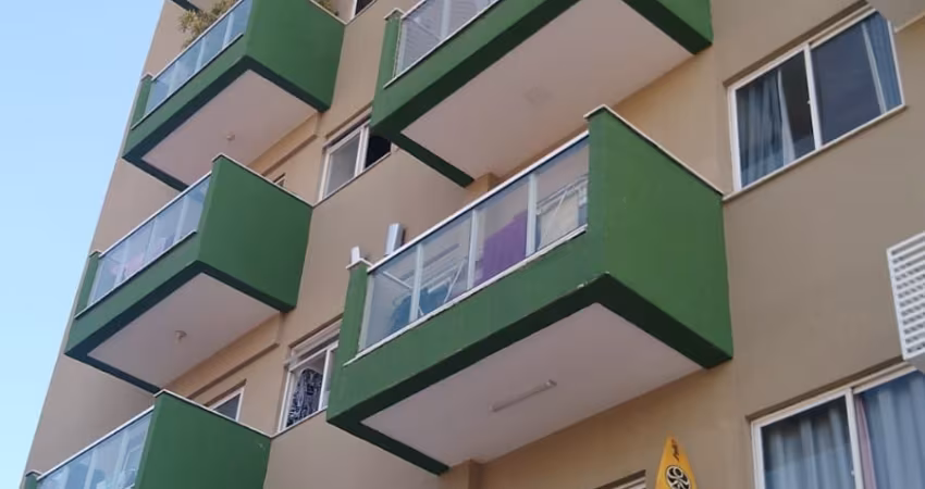 LINDO APARTAMENTO TODO DECORADO SEMI-MOBILIADO!