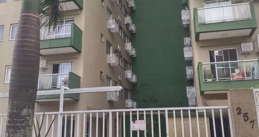Excelente apto de 1 quarto com vaga de garagem próximo a praia