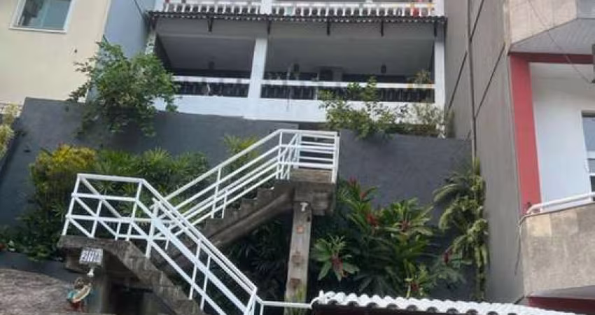 Casa de Condomínio à venda na Rua Arci de Farias, Vila Valqueire, Rio de Janeiro - RJ