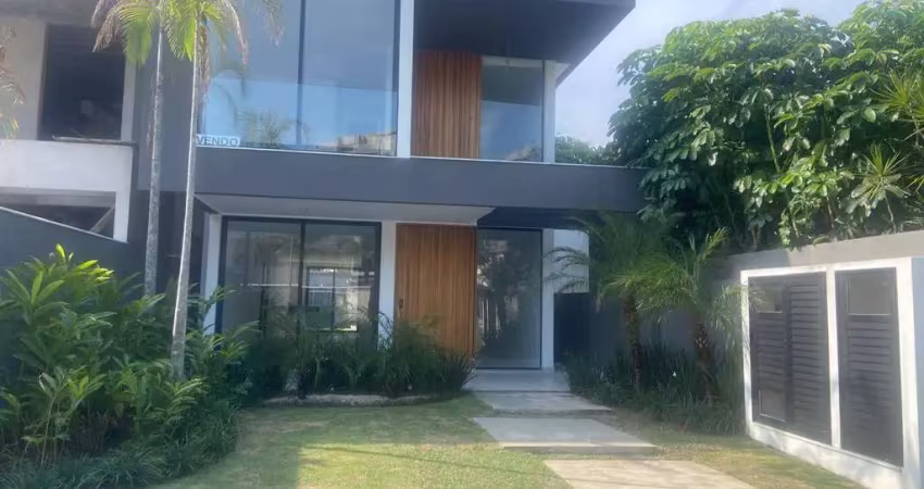 Casa de condomínio à venda na avenida rosauro estellita, barra da tijuca, rio de janeiro - rj