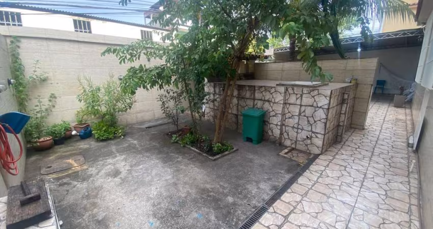 Casa à venda na Travessa Melquíades, Penha Circular, Rio de Janeiro - RJ