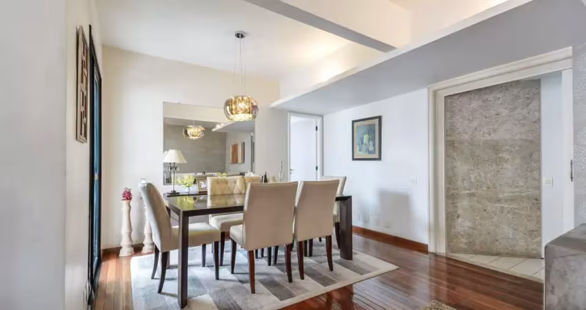 Apartamento à venda na Rua Mateus Grou, Pinheiros, São Paulo - SP