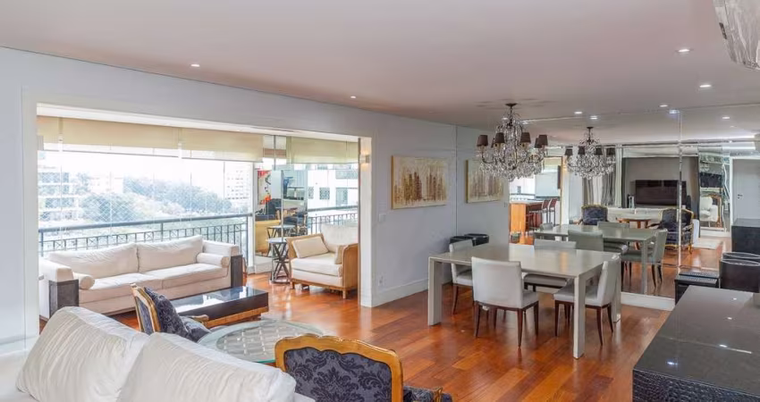 Apartamento à venda na Rua Alves Guimarães, Pinheiros, São Paulo - SP