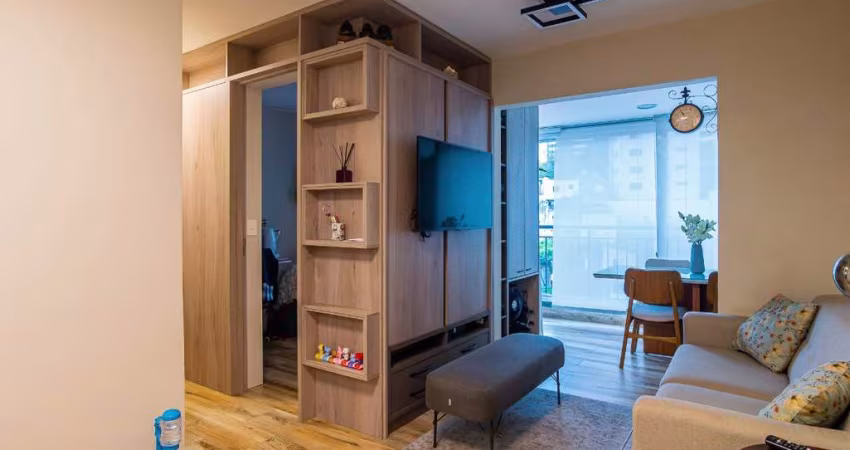 Apartamento à venda na Avenida Pompéia, Vila Pompéia, São Paulo - SP