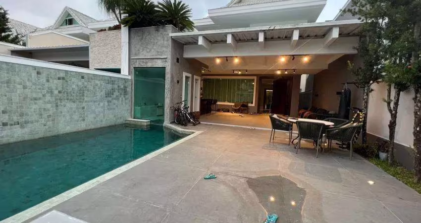 Casa de Condomínio à venda na Rua Carlos Drummond de Andrade, Barra da Tijuca, Rio de Janeiro - RJ