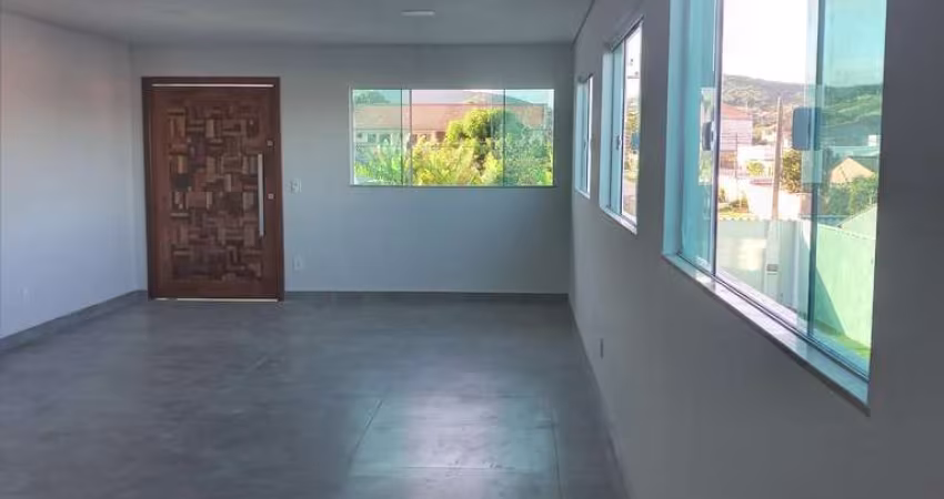 Casa à venda na Rua Vinte e Seis, Balneário das Conchas, São Pedro da Aldeia - RJ