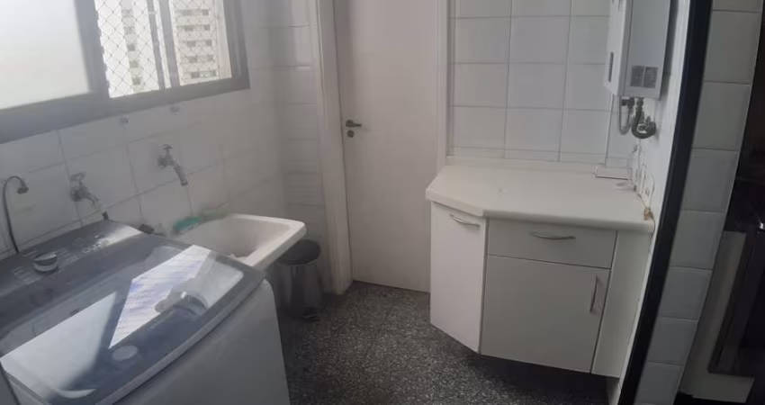 Apartamento à venda na Rua Pantojo, Vila Regente Feijó, São Paulo - SP