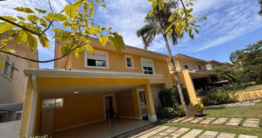 Casa à venda na Alameda Tangará, Bosque do Vianna, Cotia - SP