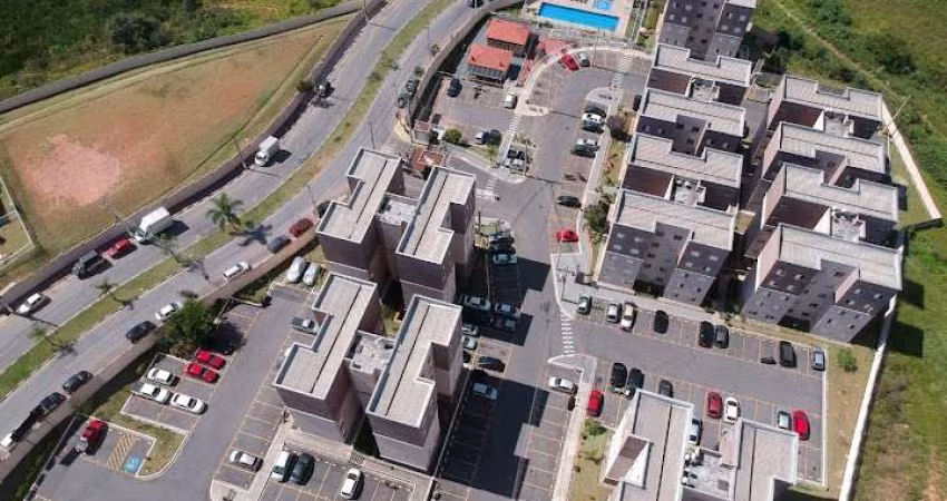 Apartamento à venda na Rua Doutora Aparecida Fernandes de Jesus Domingues, Jardim Petrópolis, Cotia - SP