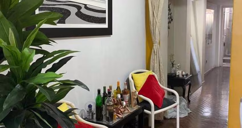 Apartamento à venda na Rua Bento Lisboa, Catete, Rio de Janeiro - RJ