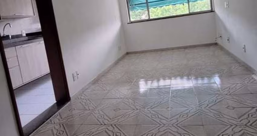 Apartamento à venda na Rua Paulo Moreira da Silva, Taquara, Rio de Janeiro - RJ
