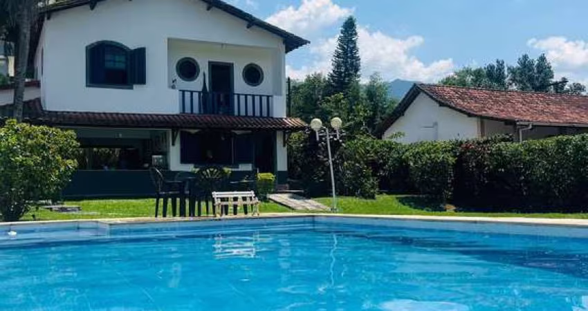 Casa à venda na Rua A, Iconha, Guapimirim - RJ