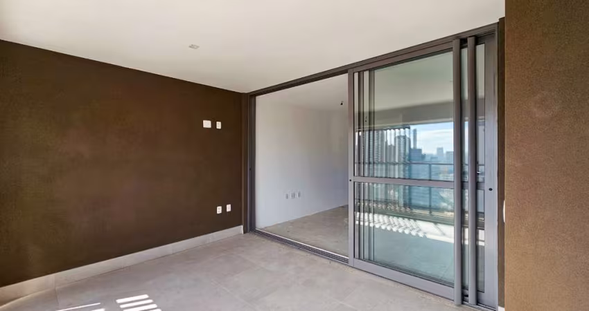 Apartamento à venda na Rua Andréa Paulinetti, Jardim das Acácias, São Paulo - SP