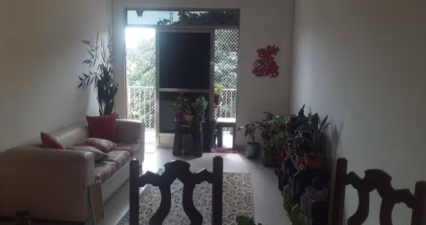 Apartamento à venda na Rua Apia, Penha Circular, Rio de Janeiro - RJ