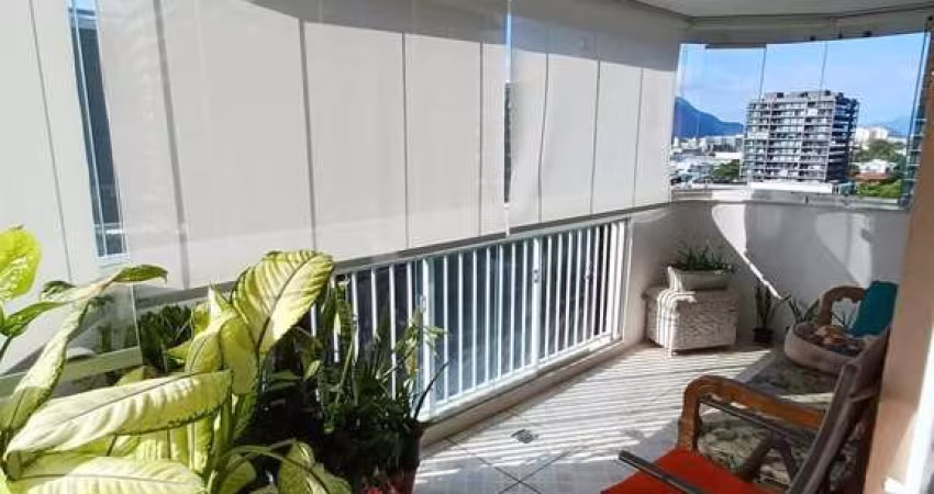 Apartamento à venda na Rua Guernica, Recreio dos Bandeirantes, Rio de Janeiro - RJ