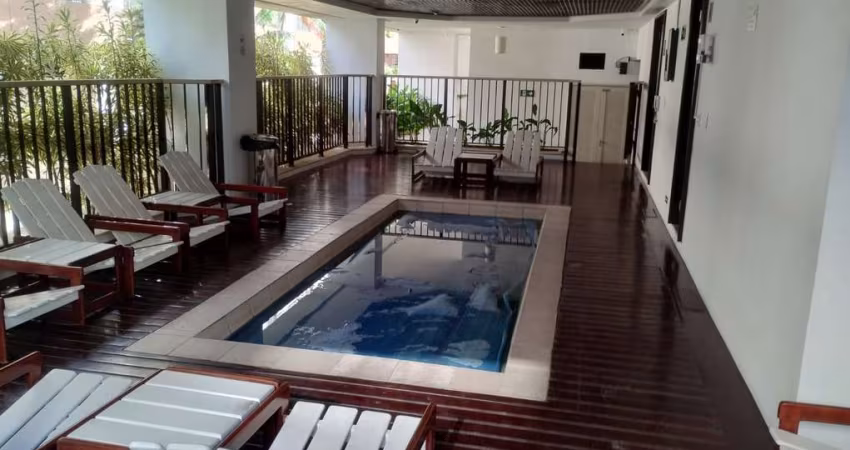 Flat à venda na Rua Pompeu Loureiro, Copacabana, Rio de Janeiro - RJ