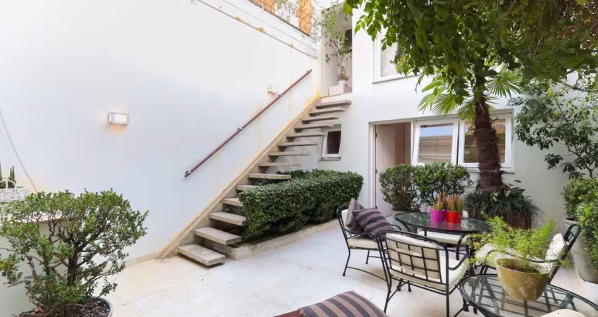 Casa à venda na Rua Comendador Orlando Stevaux, Parque Colonial, São Paulo - SP