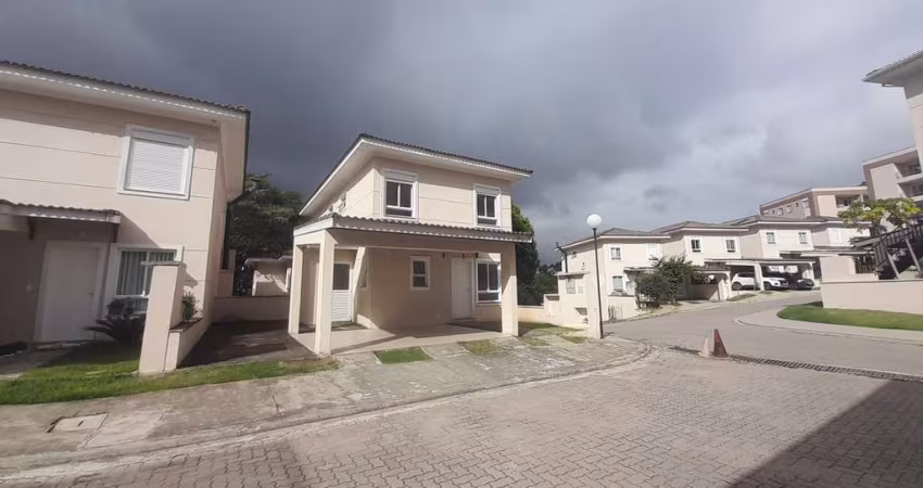 Casa à venda na Rua Adozinda Lopes, Jardim da Glória, Cotia - SP