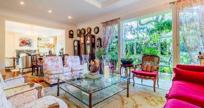 Casa à venda na Rua Dom Henrique, Jardim Luzitânia, São Paulo - SP