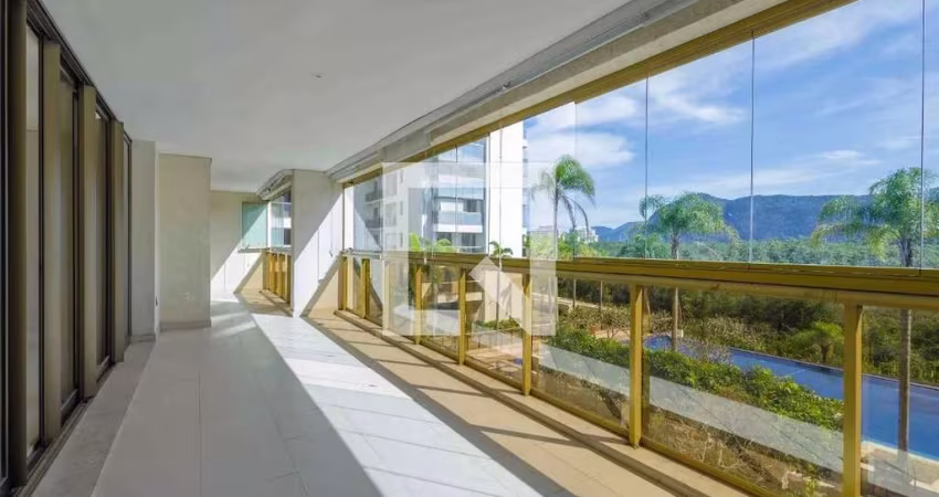 Apartamento à venda na Rua César Lattes, Barra da Tijuca, Rio de Janeiro - RJ