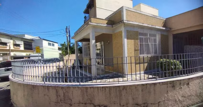 Casa à venda na rua alcides rosa, brás de pina, rio de janeiro - rj