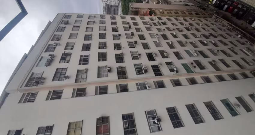 Apartamento à venda na Rua Alcindo Guanabara, Centro, Rio de Janeiro - RJ