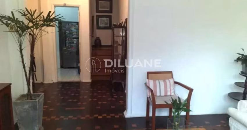 Casa à venda na Rua Mário Pederneiras, Humaitá, Rio de Janeiro - RJ