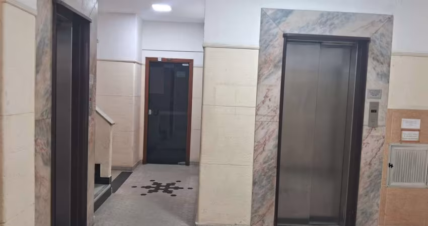 Sala Comercial para alugar na Rua Lucidio Lago, Méier, Rio de Janeiro - RJ