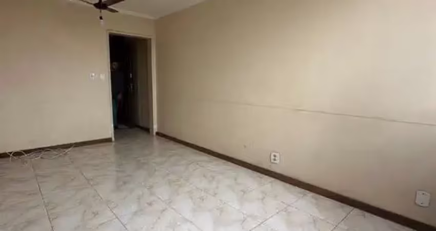 Apartamento à venda na Rua Maria Rita, Porto Novo, São Gonçalo - RJ