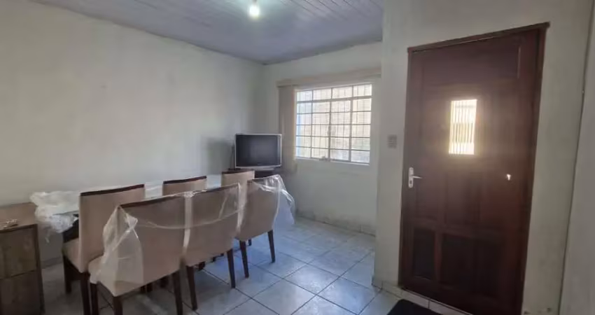 Casa à venda na Rua Peruíbe, Vila Pirapora, Jundiaí - SP