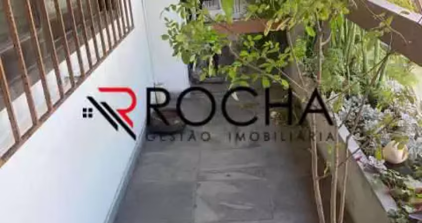 Casa de Condomínio à venda na Rua Mato Grosso, Jardim Peró, Cabo Frio - RJ
