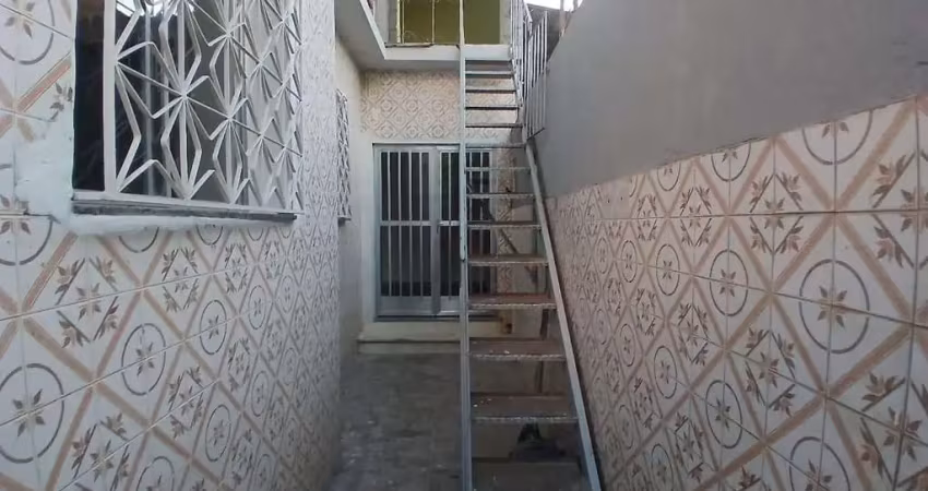 Casa para alugar na rua minas gerais, jardim vinte e cinco de agosto, duque de caxias - rj