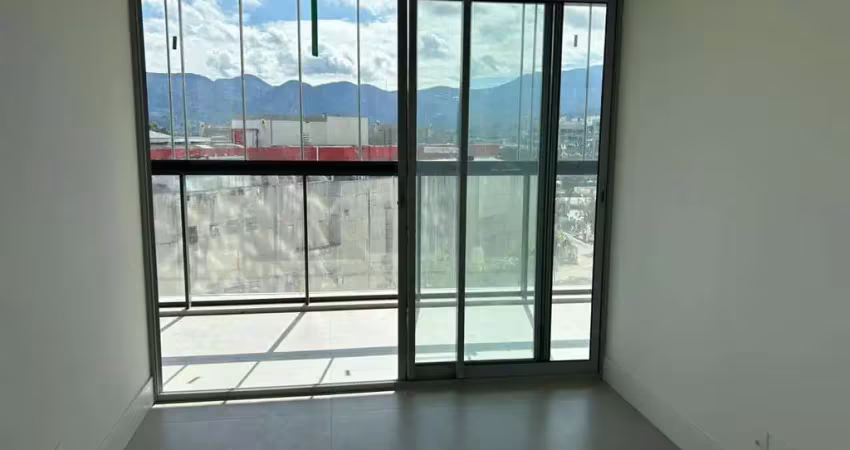Apartamento à venda na avenida josé luiz ferraz, recreio dos bandeirantes, rio de janeiro - rj