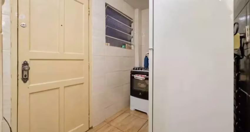 Kitnet à venda na rua joão de carvalho, liberdade, são paulo - sp