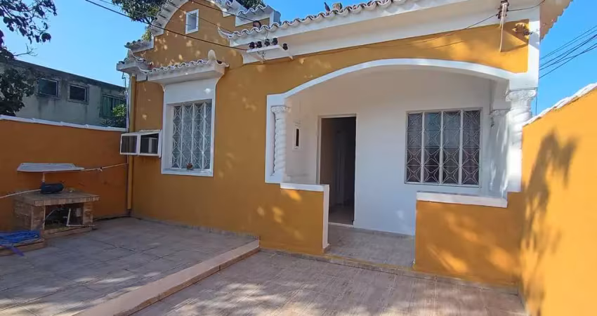 Casa à venda na rua vinte e cinco de dezembro, irajá, rio de janeiro - rj