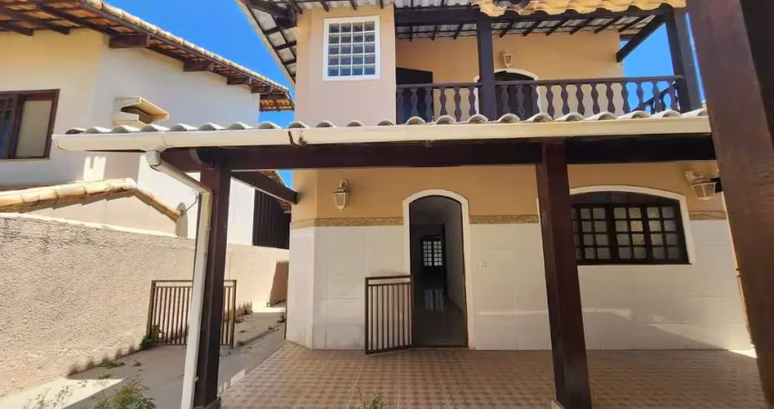 Casa de condomínio à venda na rodovia amaral peixoto, praia linda, são pedro da aldeia - rj