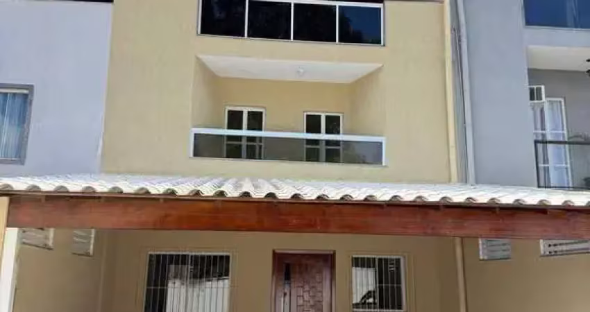 Casa à venda na rua carolina ferreira, centro, belford roxo - rj