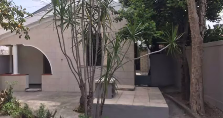 Casa para alugar na rua evilásio silva, fonseca, niterói - rj