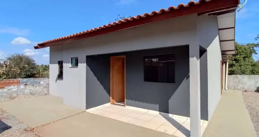 Casa à venda na rua francisco escorsin , centro, francisco alves - pr