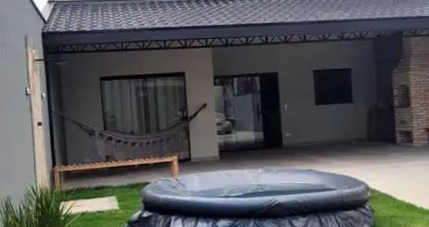Casa para Venda em Jacareí / SP no bairro Loteamento Villa Branca