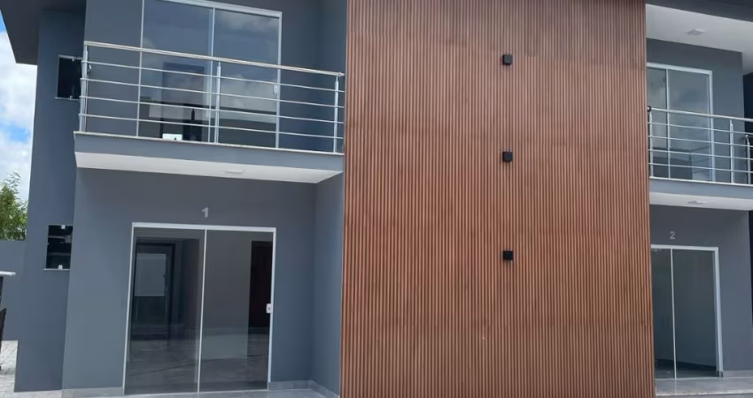 ALUGA-SE DUPLEX