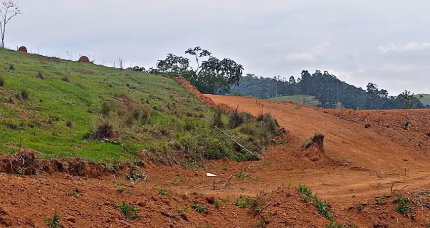 45T-OPORTUNIDADE ÚNICA EM IGARATÁ! 