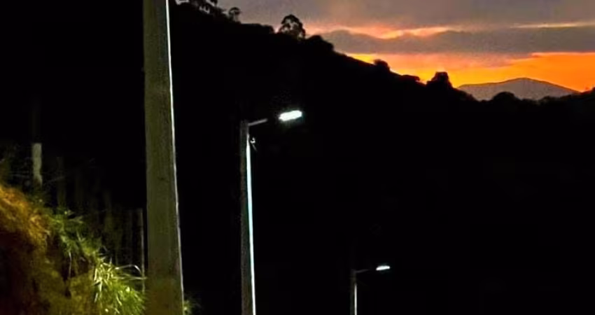 Terreno à venda na Rua José Prianti Sobrinho, 64, Águas de Igaratá, Igaratá