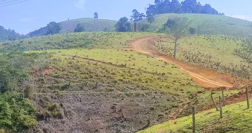 Terreno à venda no Funil