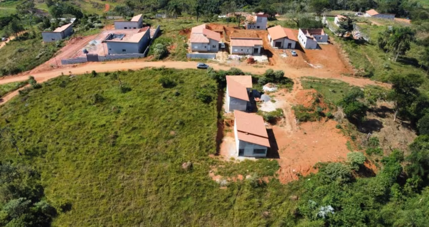 TERRENO  BEM LOCALIZADO EM IGARATÁ.