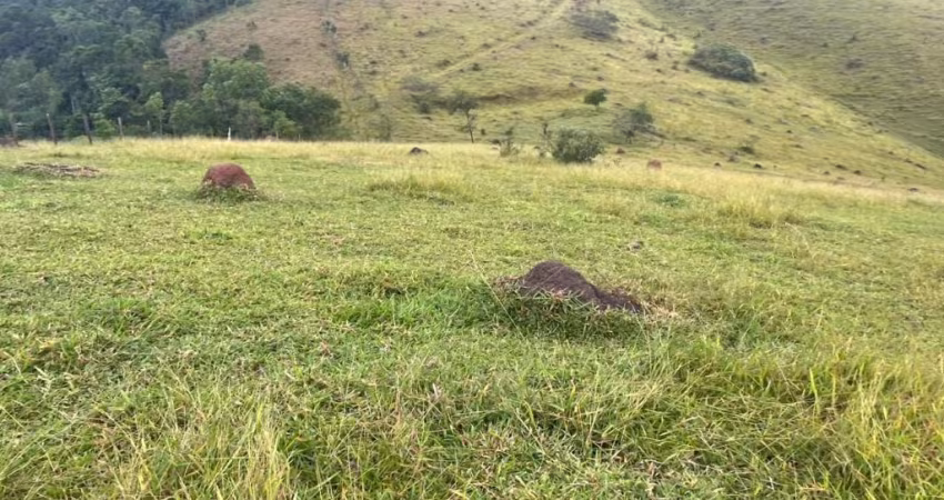 45T-LUGAR TRANQUILO EM IGARATÁ