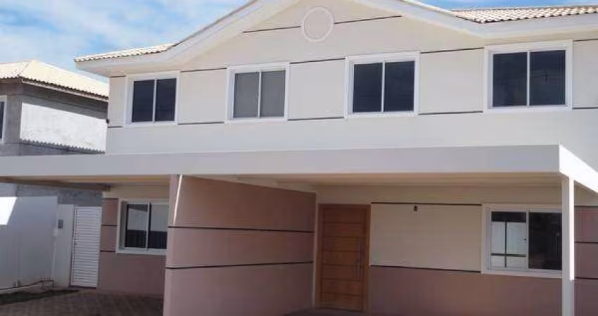 Vende se sobrado no condominio Solar das Torres